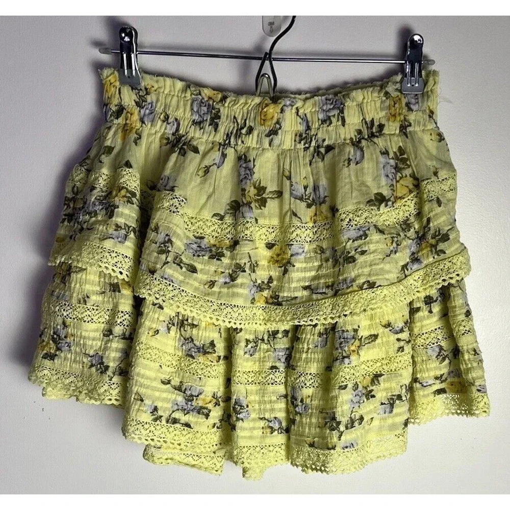 AERIE‎ FLORLA RUFFLE yellow shirt lace and floral Sz M - Picture 2 of 8